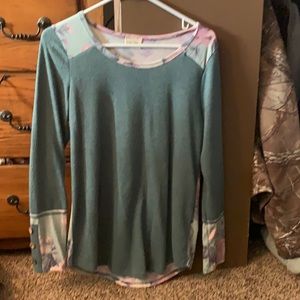 Teal flower long sleeve